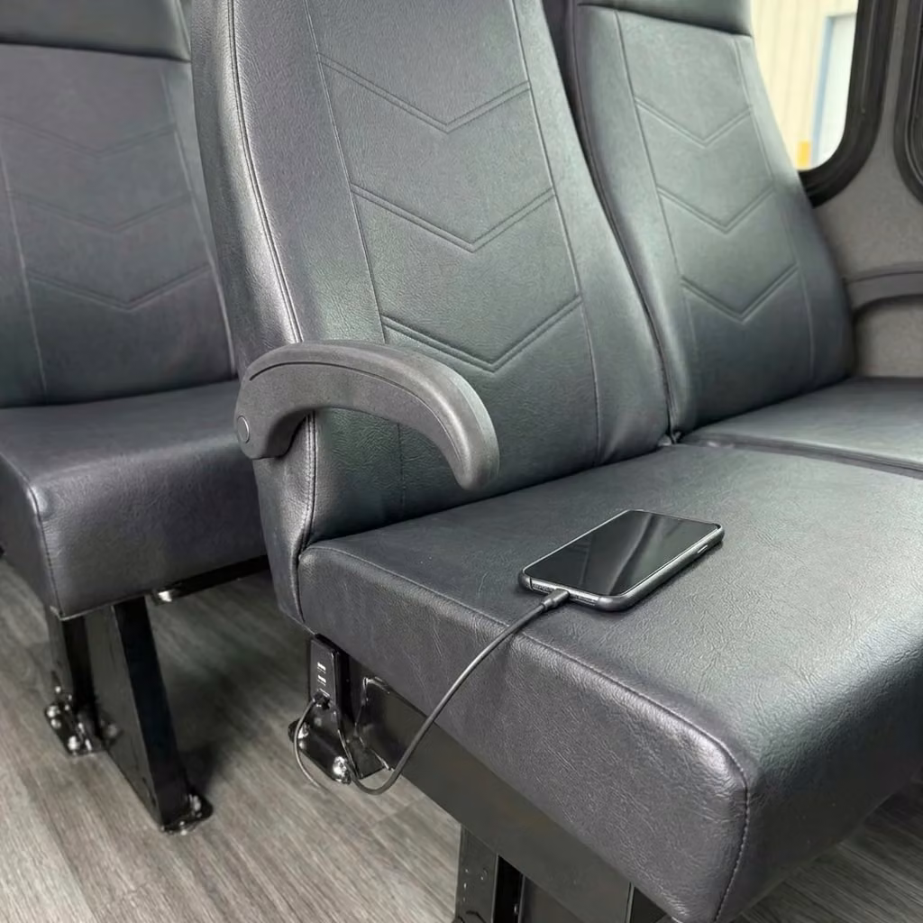 bullhead city 15 passenger minibus usb charging