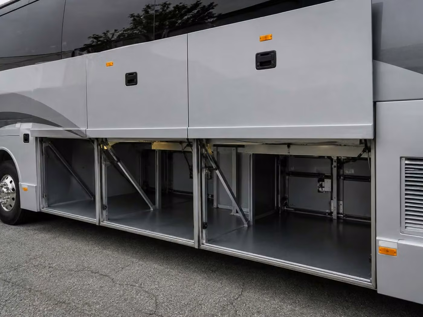 bullhead city 56 passenger charter bus luggage bays