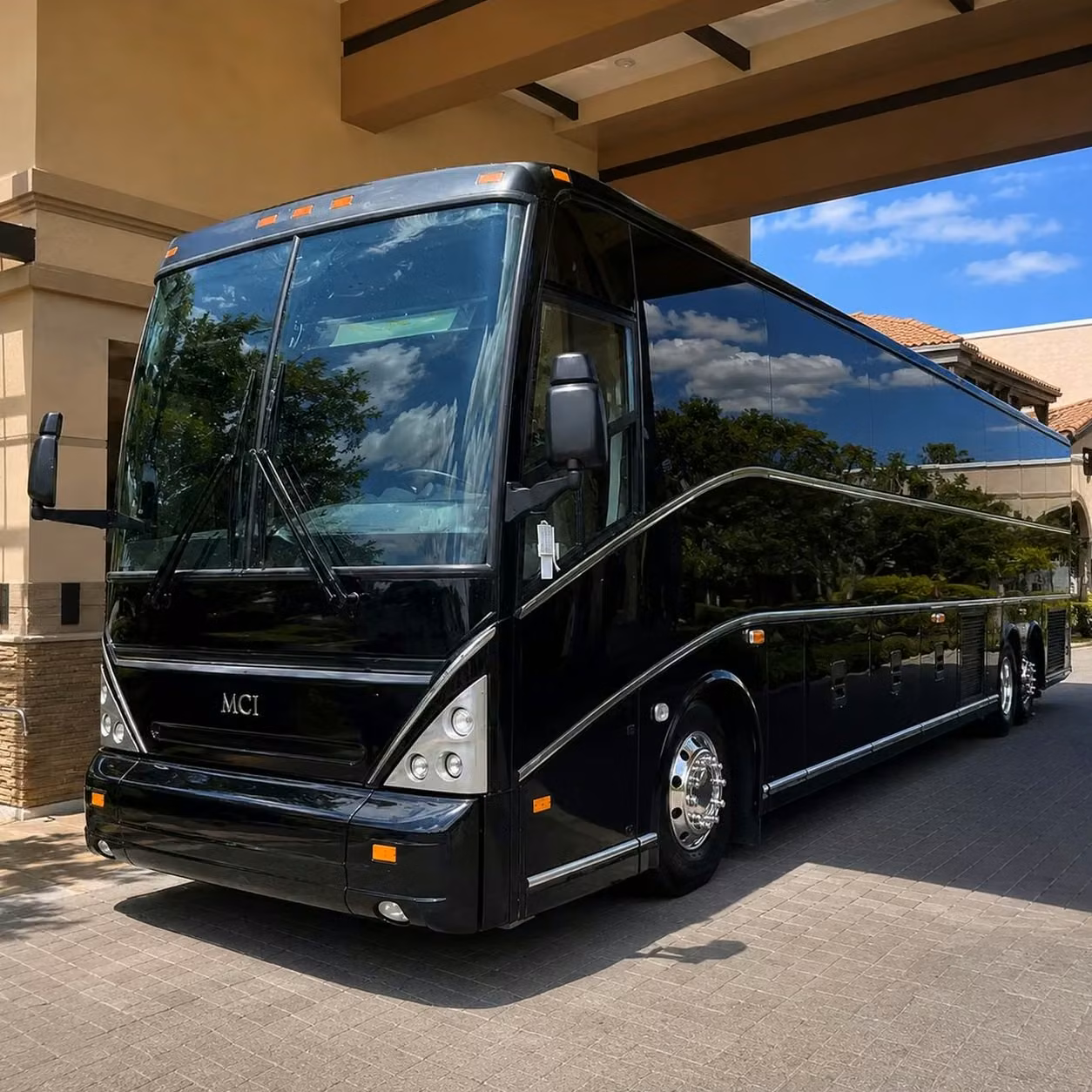 bullhead city charter buses for family reunions and private events