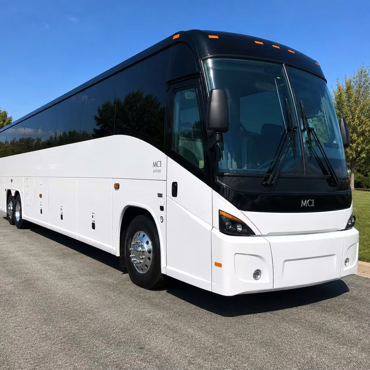 bullhead city premium bus rentals for important meetings and vips
